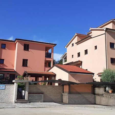 Apartments Marina-Mare Porec Exterior photo